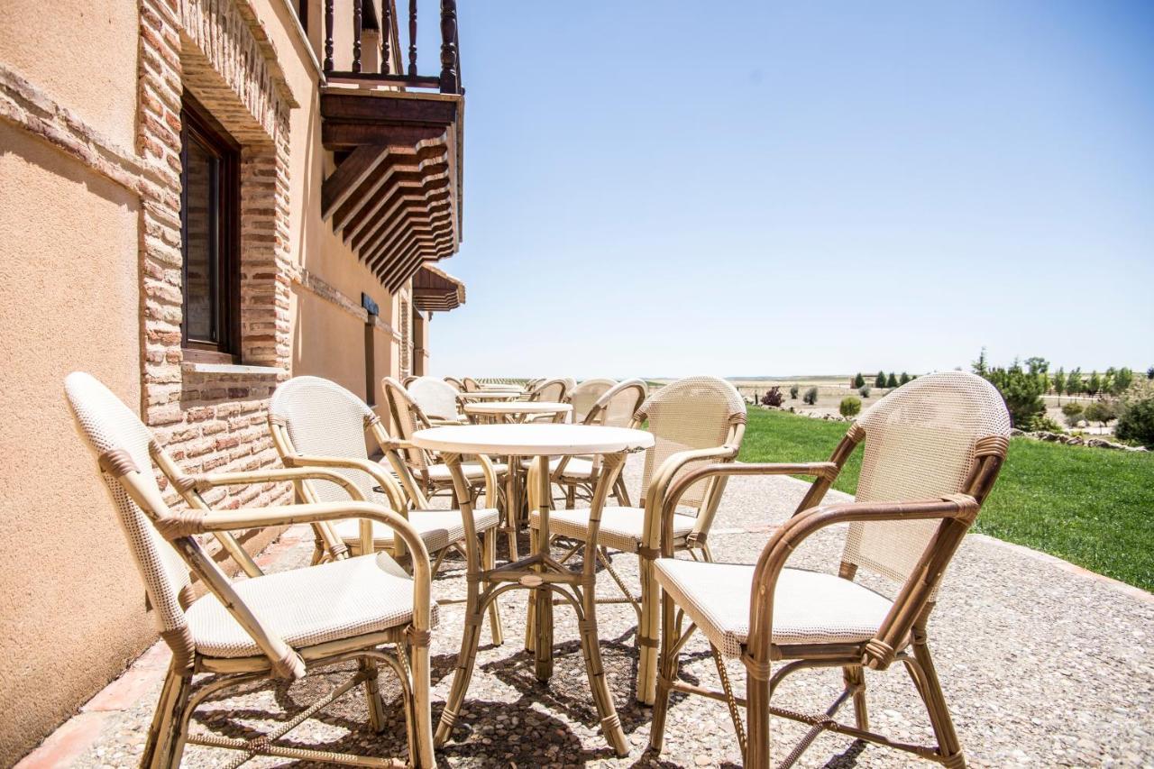 Ibersol La Casona De Andrea Hotel Tiedra Exterior photo