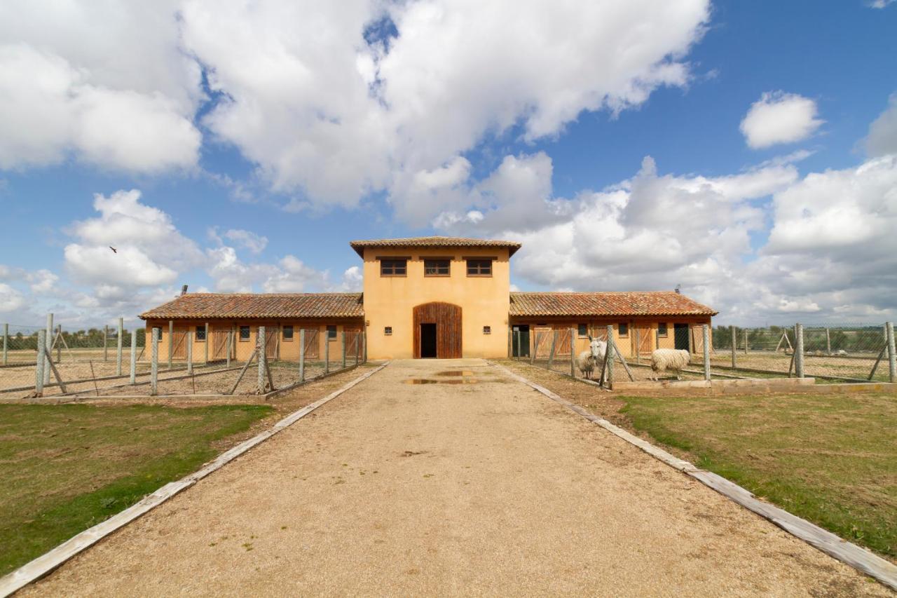Ibersol La Casona De Andrea Hotel Tiedra Exterior photo